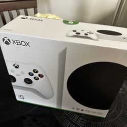 XBOX S Series - Brand New 