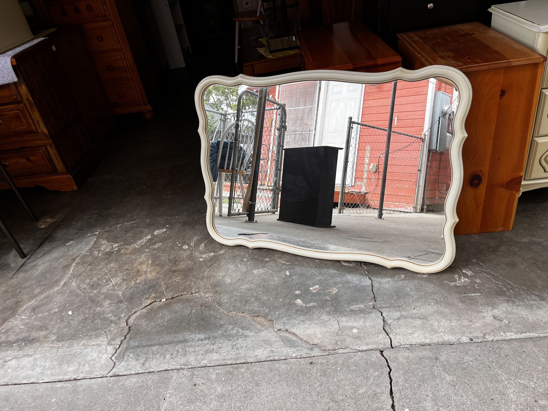 VINTAGE MIRROR 🤍🤍🤍