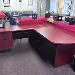 Large L-Shaped Corner Desk