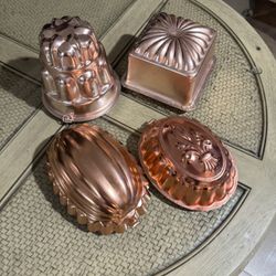 VINTAGE Tin Lined Copper Kitchen Molds Set Of 4
