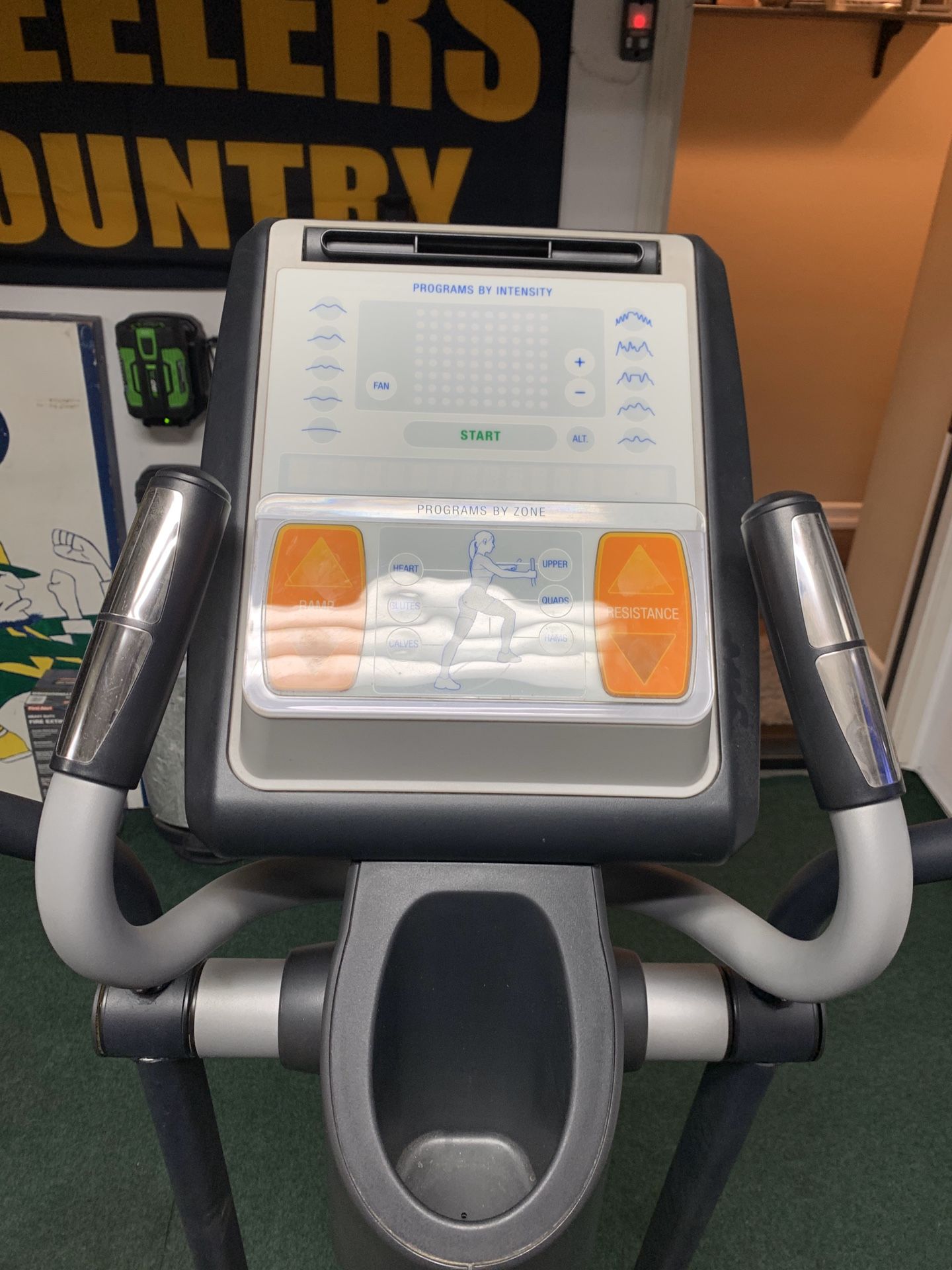 Nordictrack Elliptical Commercial 1300 for Sale in Riverside, CA OfferUp