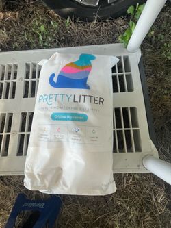 PrettyLitter Health Monitoring Cat Litter,