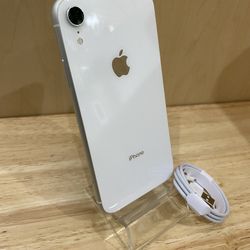 New Years Special!!! iPhone XR 256 Gb White Unlocked For Any Carrier/ iPhone XR 256 Gb  Blanco Liberado Para Cualquier Compañía 