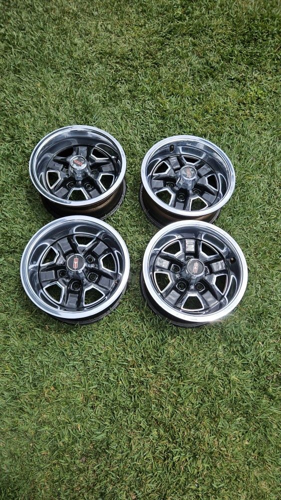 14x6 Cutlass G Body Slotted Rally Wheels
