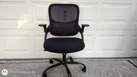 Black Mesh Office Chair