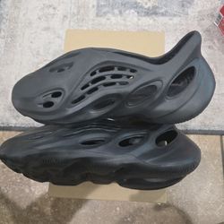 Yeezy Foam Runner Onyx