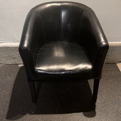 Black Leather Chair 