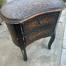 Vintage style table