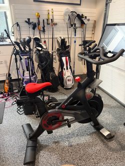 Peloton first Gen Bike system
