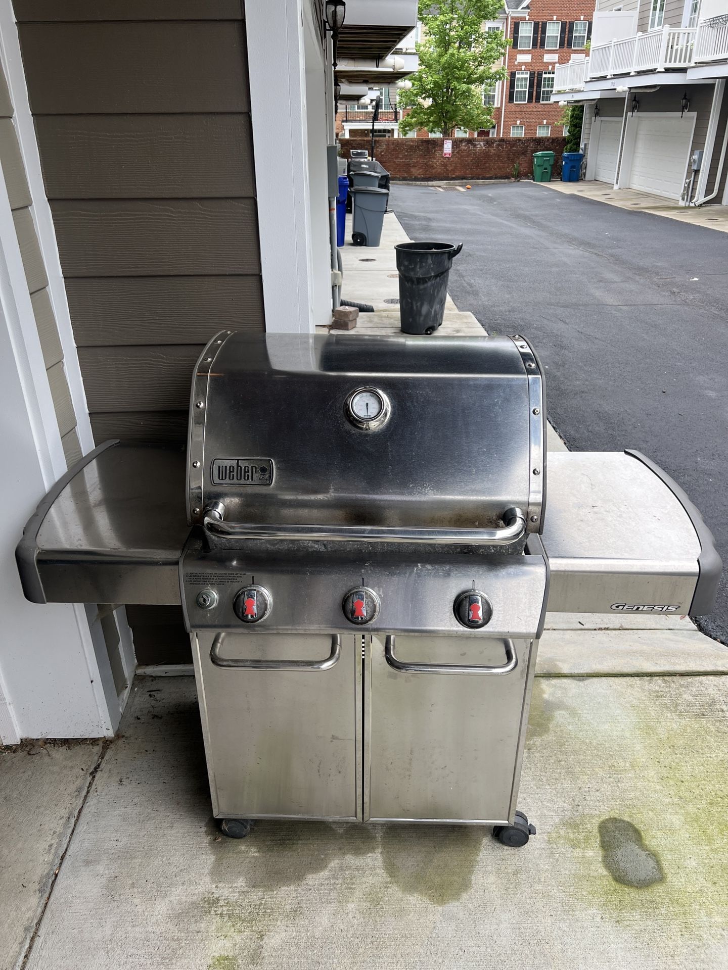 Stainless steel Weber Grill