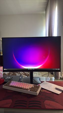 27 Inch Monitor