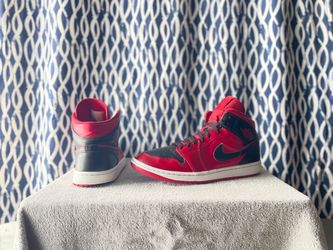 Jordan 1 Mid Reverse Bred (2021) (men size: 11)