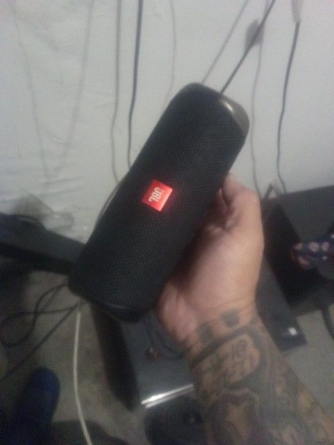 JBL FLIP 5 $30