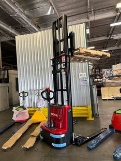 Brand new lifting equipment forklift and pallet jacks