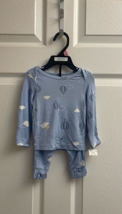 Brand new Baby Boy light blue balloon-cloud print 2 piece set size 0-3 months