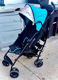 Summer 3D Stroller  $45 LIKE NEW