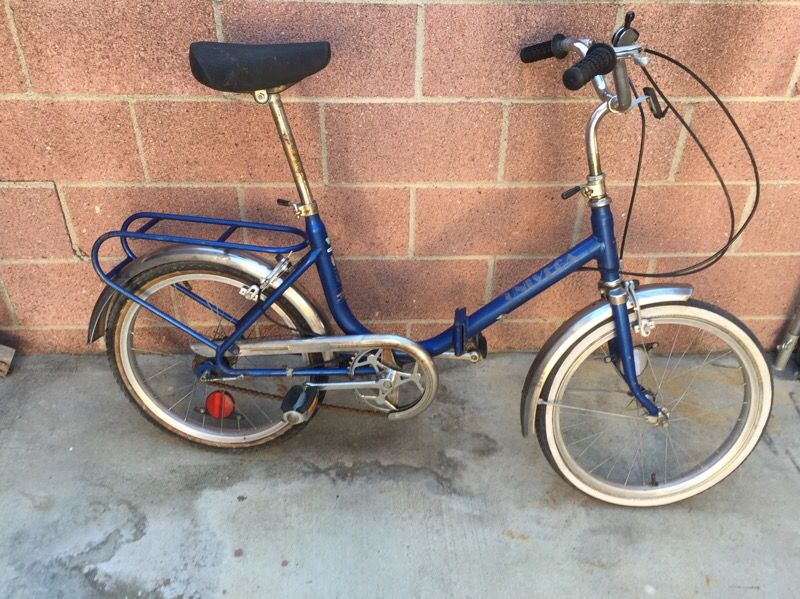 Vintage univega folding bike 20in for Sale in Los Angeles CA