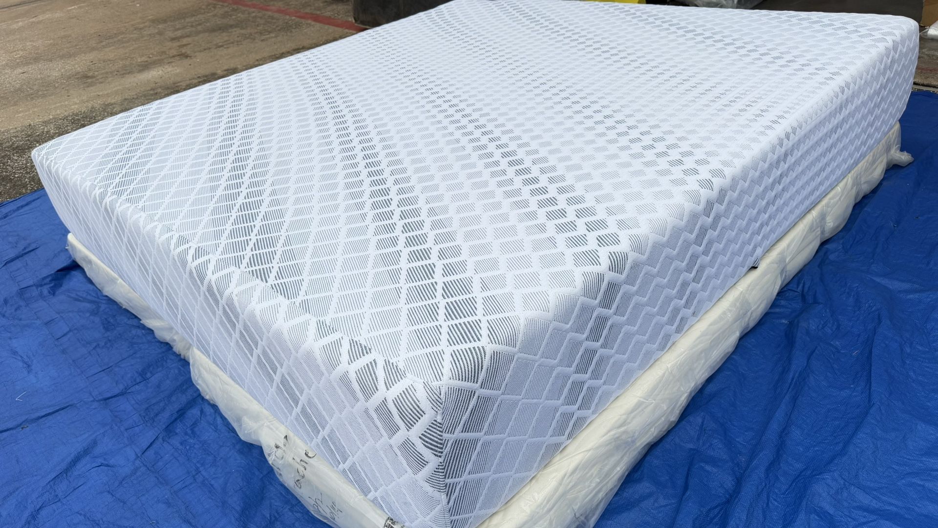 🔥🔥King Size Mattress MEMORY FOAM🔥