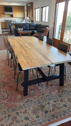 Dining Table + 6 chairs