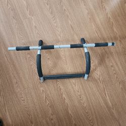 Pull Up Bar