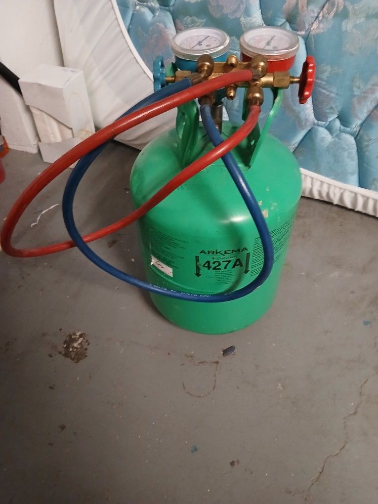 New 25lb Cylinder of R427a