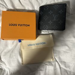 Louis Vuitton Men Wallet