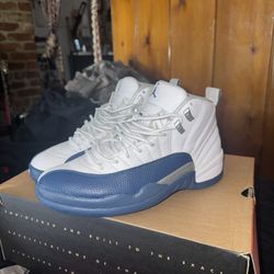 Air Jordan 12 Retro White And Blue 