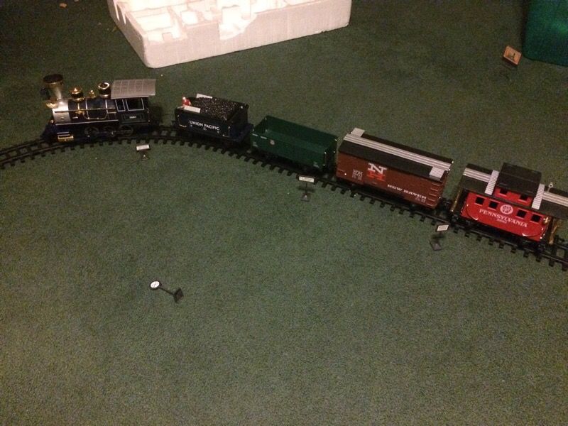 Scientific Toys G scale Train set Locomotive 3691, Union Pacific Coal Tender etc