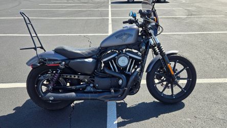2017 Harley Davidson Iron 883