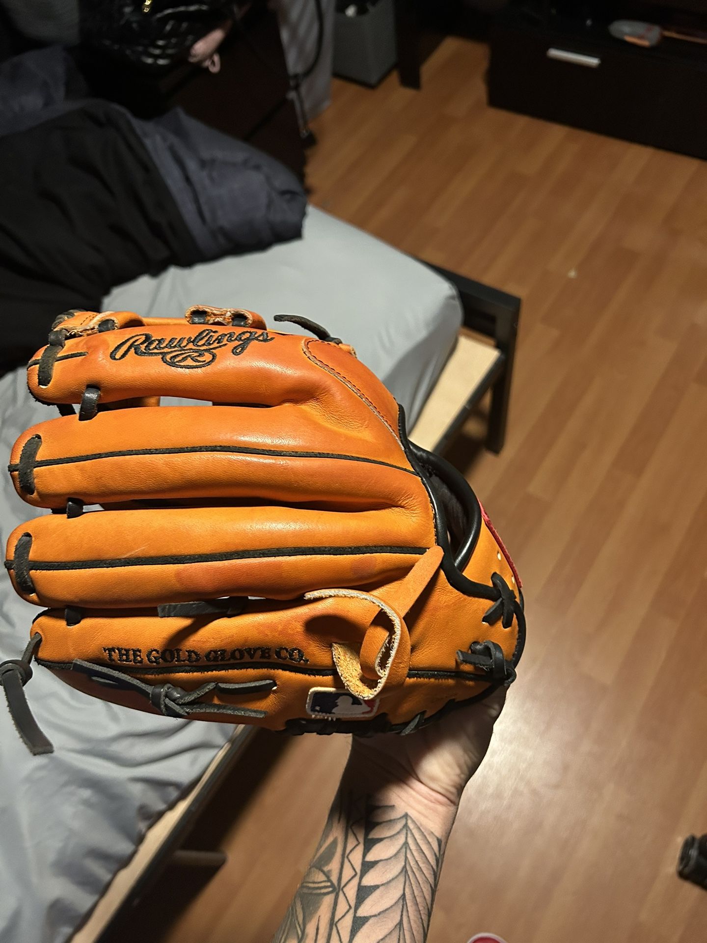 Rawlings 11.5 Beautiful Heart Of The Hide