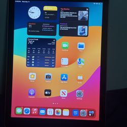iPad 6th Gen, 128 GB, Like New 