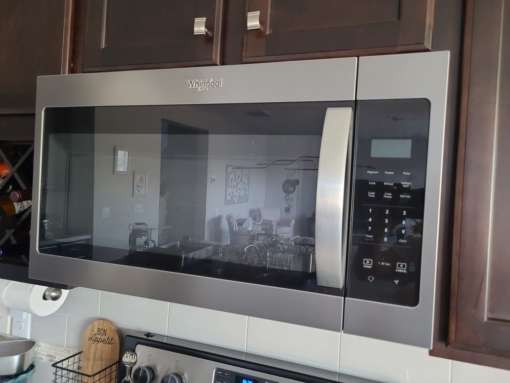 Microwave Whirlpool 2022