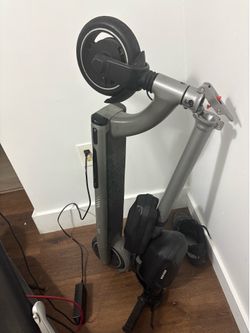 Electric scooter