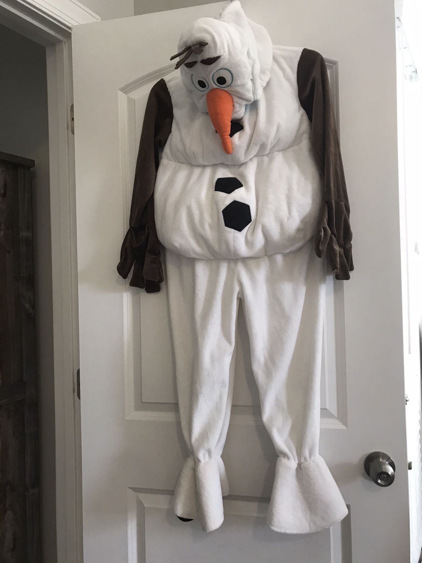 Authentic Frozen Disney Store Olaf Costume
