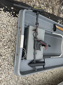 Bote Plástico De 12 Pie 