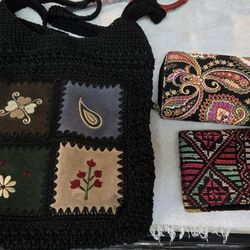 FREE KNITTED PURSE & WALLET