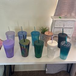 Grande Starbucks Cups