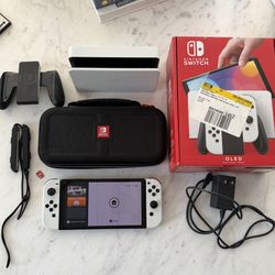 Nintendo Switch OLED – Excellent Condition + Case and 128GB microSD 