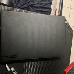 Asus ROG Zephyrus M16 Gaming Laptop
