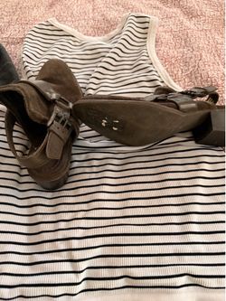Ladies shoes