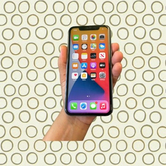 iPhone 11 64GB Unlocked $ 349