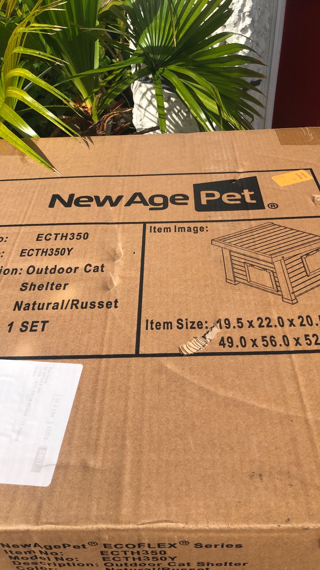 New Age Pet Out Door Cat Shelter