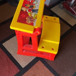 Toddler desk 