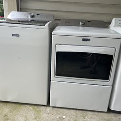 Used Set Maytag Washer And Dryer Electric,White