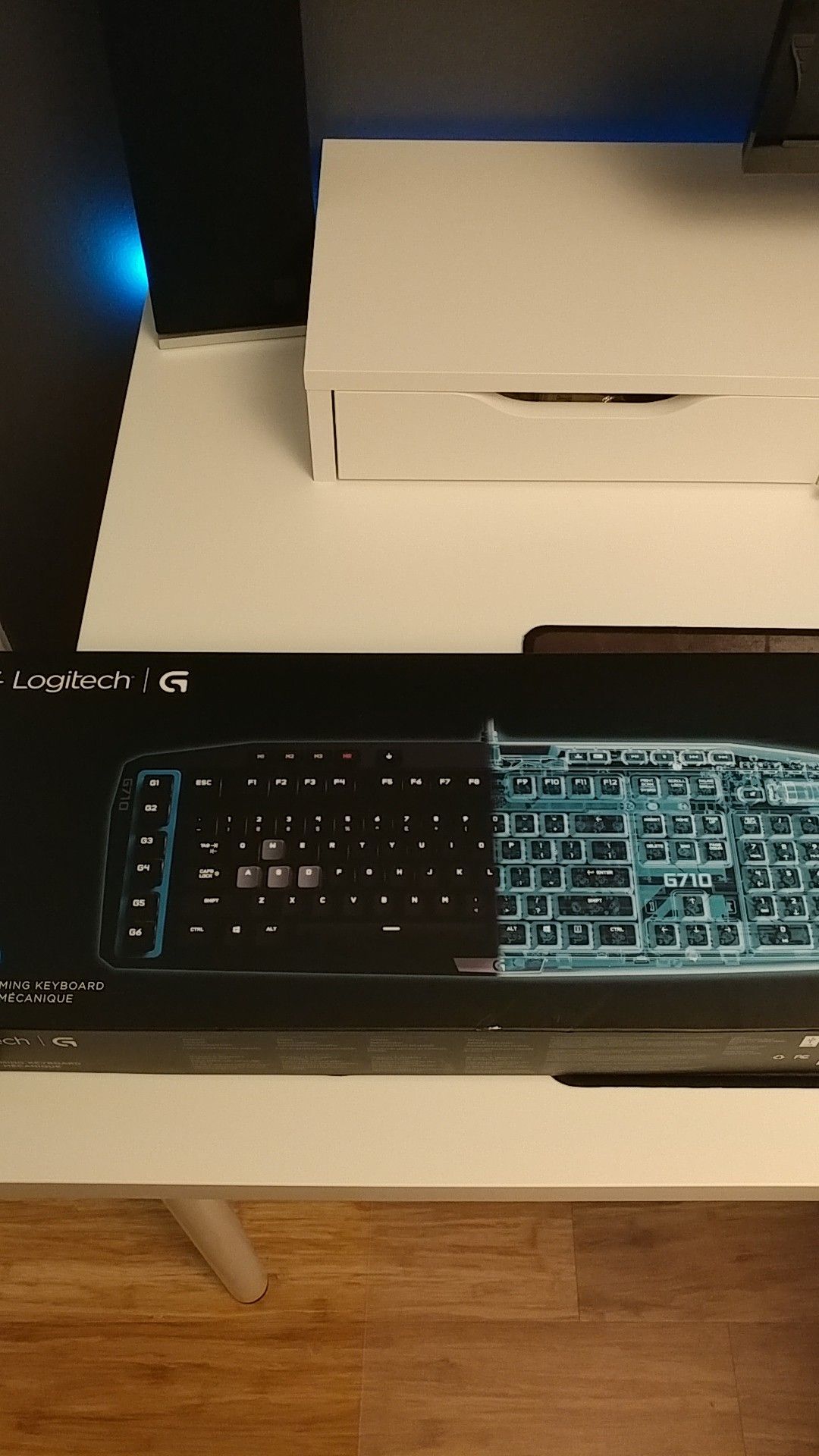 G710 mechanical keyboard brand new
