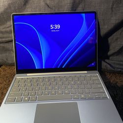 Microsoft Laptop 