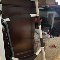 Pull Up Bar