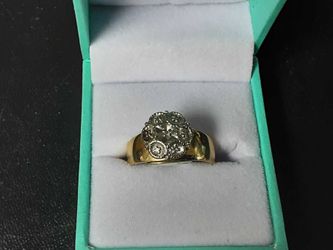 Women's Ring - Yellow Gold 10k (.417) 4.3 grams Size 8.5