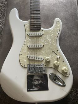 Fender Squire Strat White
