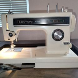  Vintage 1970's Kenmore 10 stitch Model 158 